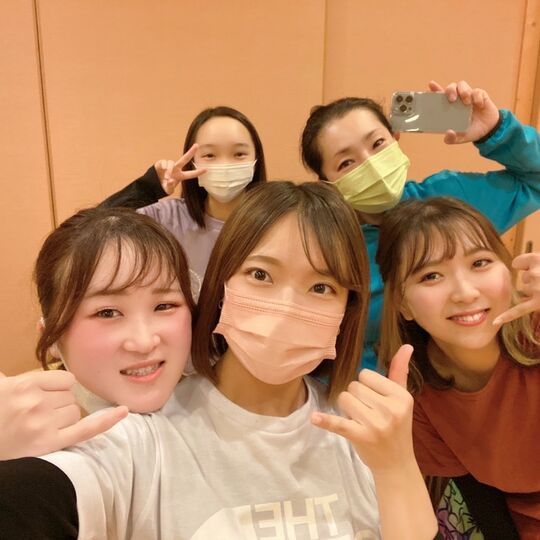 E2C97D00-14C0-48B3-84EA-5F5DD10967DA_1_105_c
